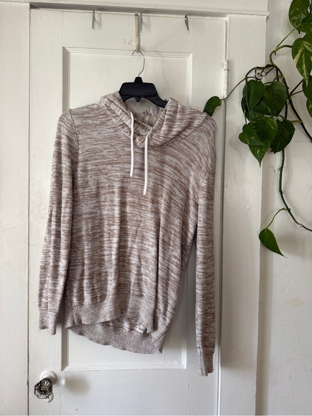 Express Beige and Cream Knit Sweater size M